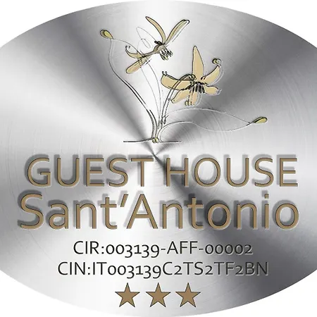 Sant'antonio Pensión 3*